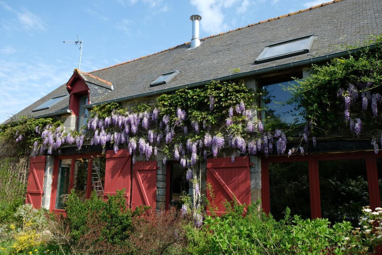 La Maison Jaune A La Janaie Parigné Εξωτερικό φωτογραφία